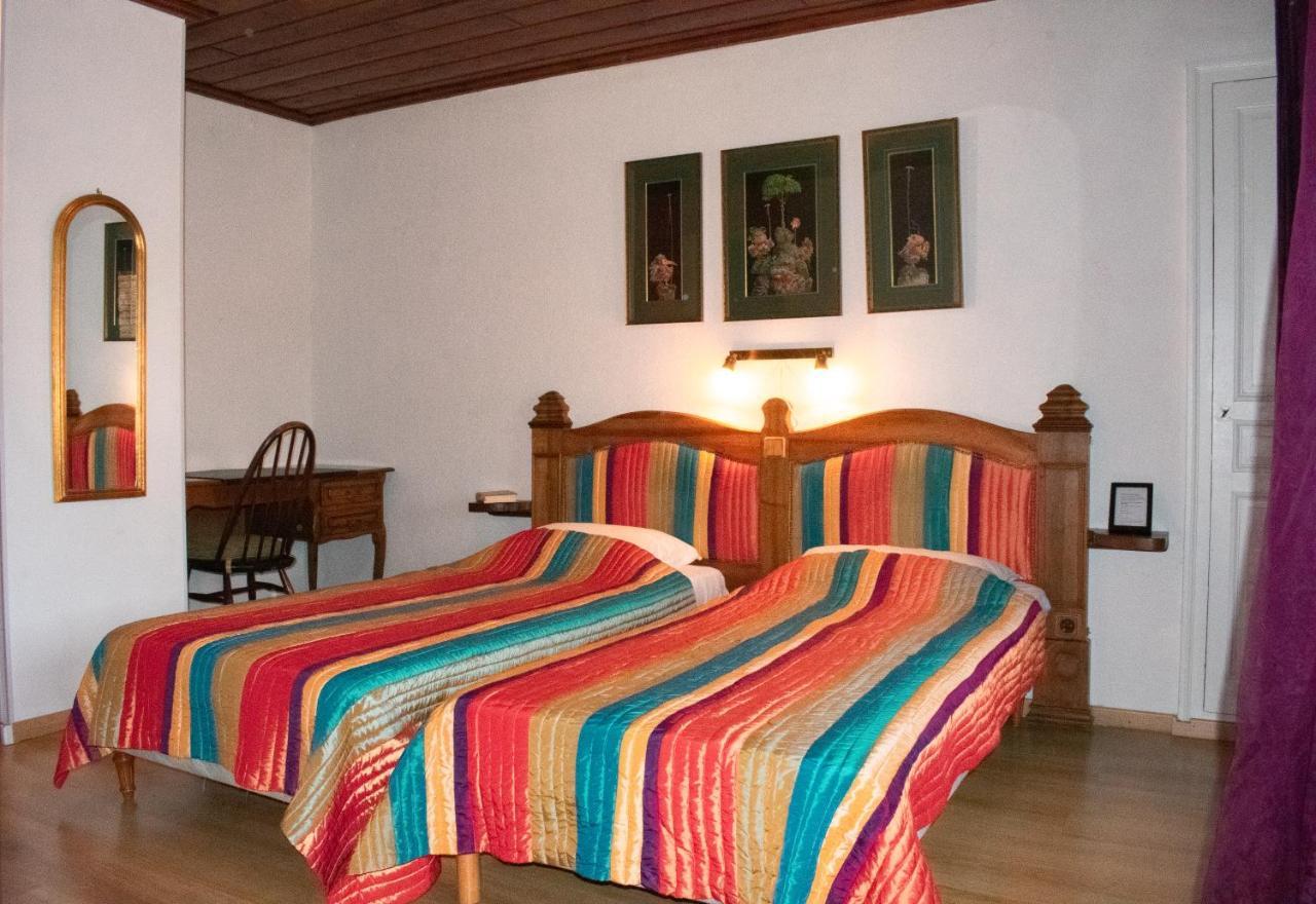 Le Saint-Hilaire Panzió Kültér fotó